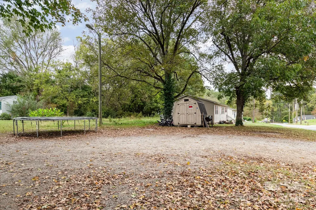 1209 3rd Street Spencer NC 28159
