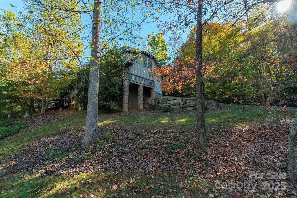 4 Yellow Owl Court Biltmore Lake NC 28715