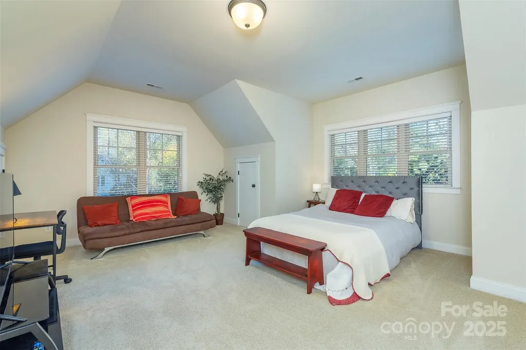 4 Yellow Owl Court Biltmore Lake NC 28715