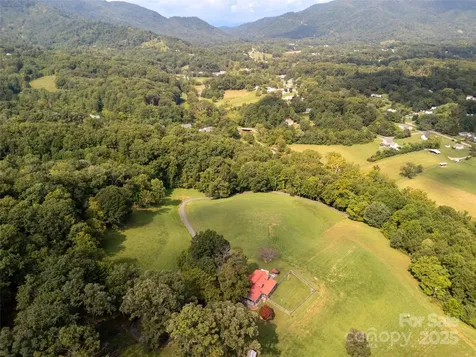50 Holland Ridge Drive Candler NC 28715