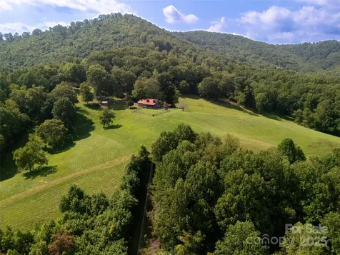 50 Holland Ridge Drive Candler NC 28715