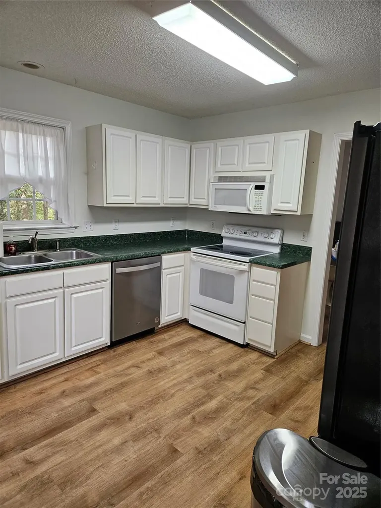 396 Glensprings Drive Fletcher NC 28732