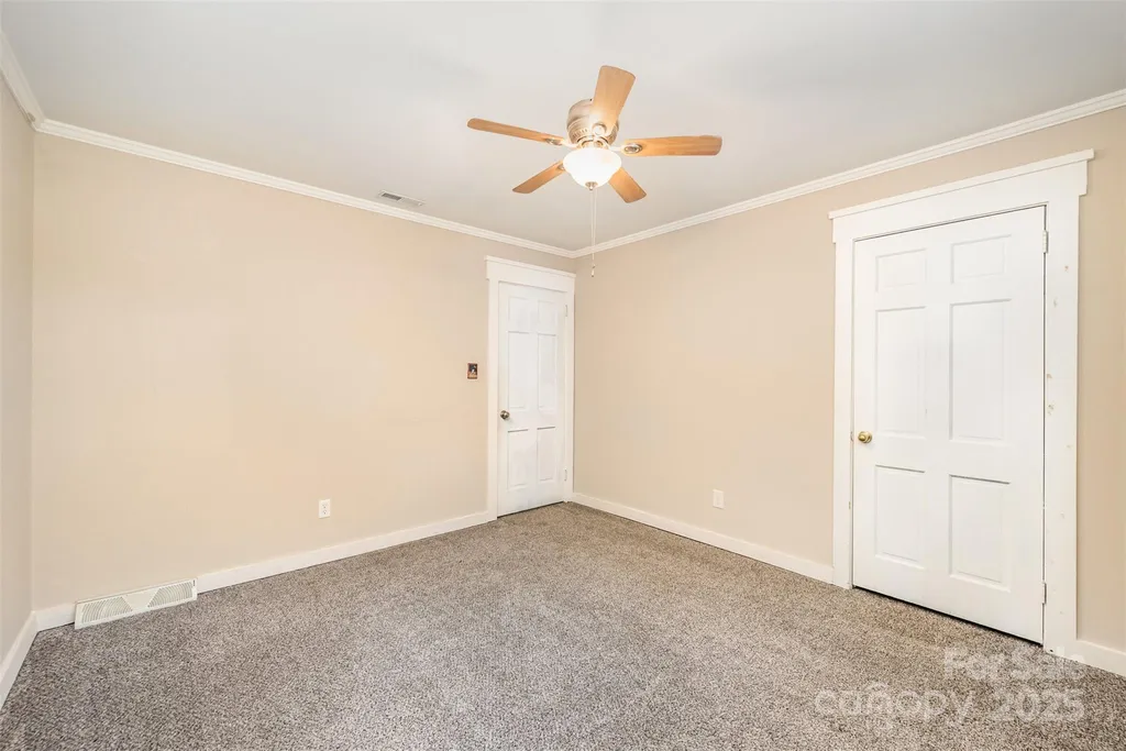 1201 Berkshire Drive Kannapolis NC 28081