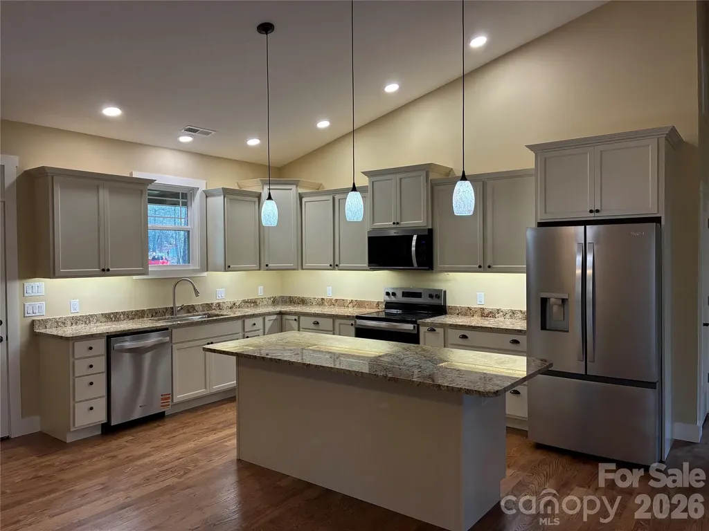 1462 Brightwater Road Hendersonville NC 28739