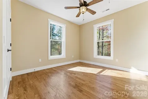 1462 Brightwater Road Hendersonville NC 28739