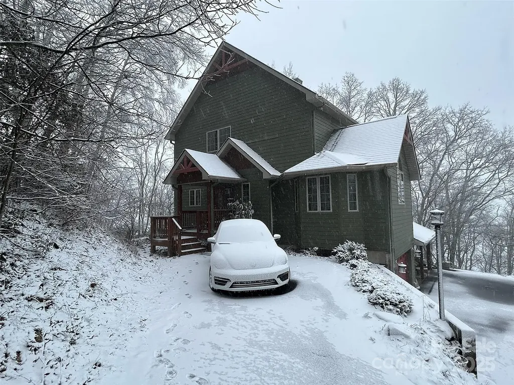 195 Simpson Lane Maggie Valley NC 28751