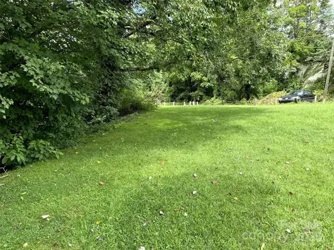 576 Deaverview Road Asheville NC 28806