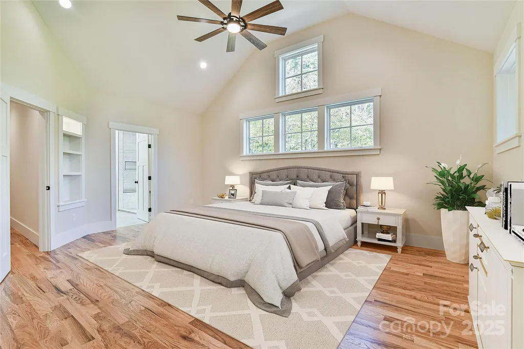 48 Crossings Circle Fairview NC 28730