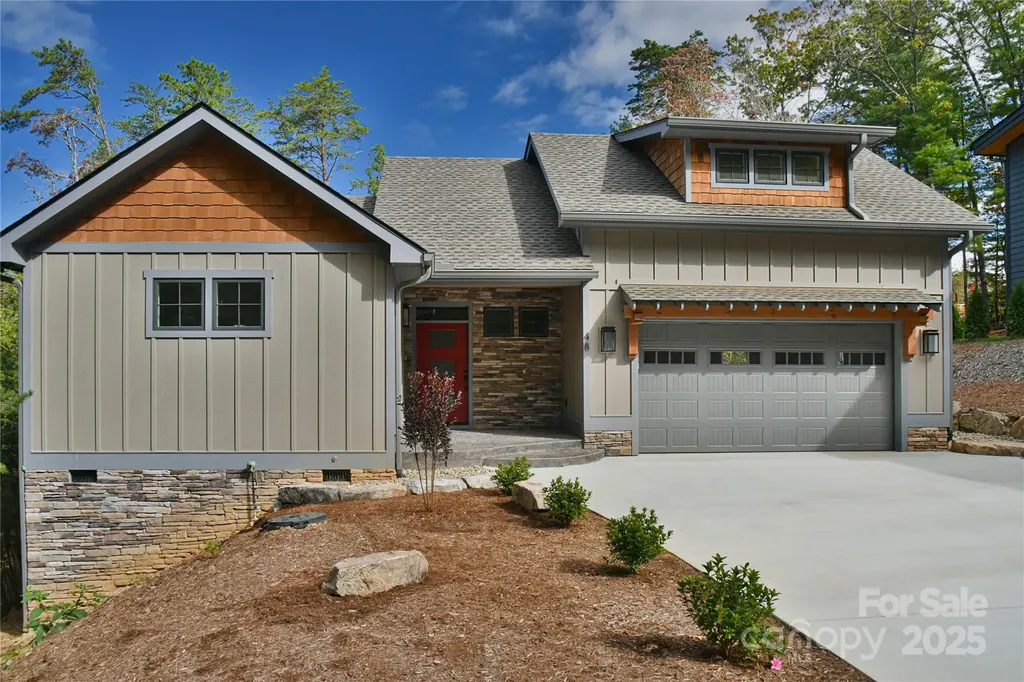 48 Crossings Circle Fairview NC 28730