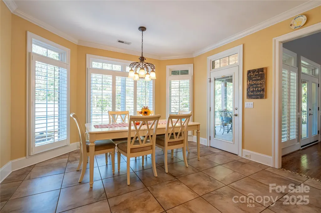 1427 Merrimont Avenue Kings Mountain NC 28086