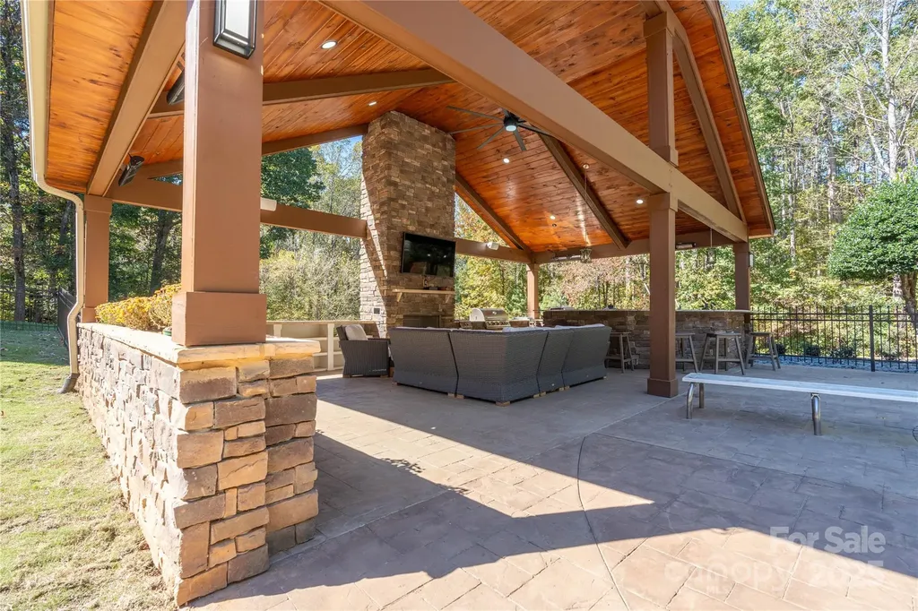 1427 Merrimont Avenue Kings Mountain NC 28086