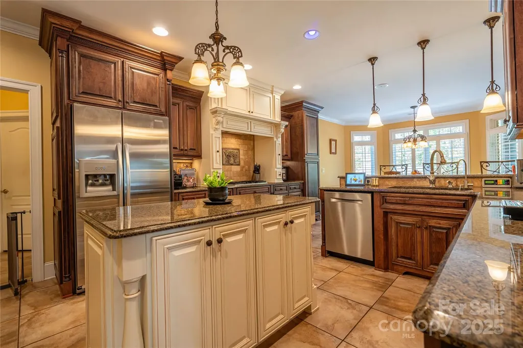 1427 Merrimont Avenue Kings Mountain NC 28086