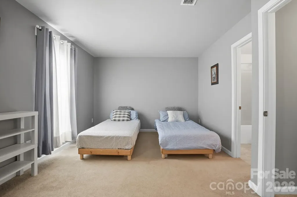 15815 Castle Watch Avenue Charlotte NC 28277
