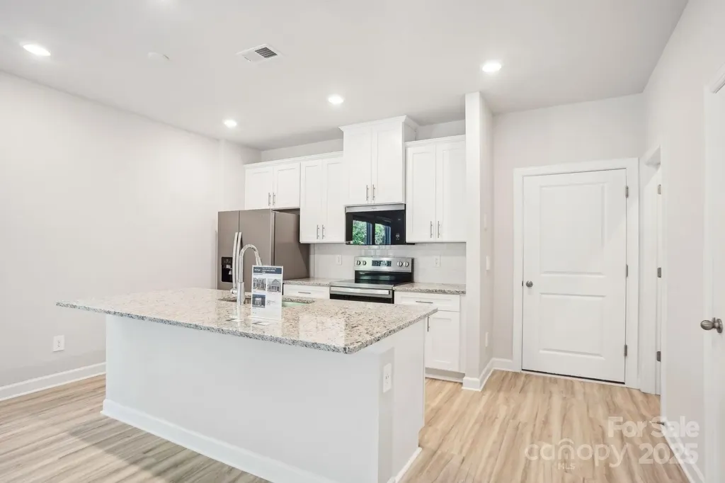 105 Ciara Place Mooresville NC 28115