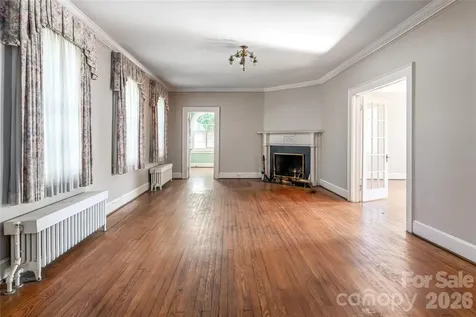 325 Vanderbilt Road Asheville NC 28803