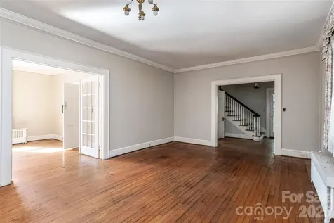 325 Vanderbilt Road Asheville NC 28803
