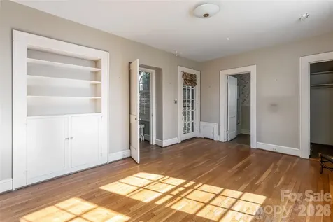 325 Vanderbilt Road Asheville NC 28803