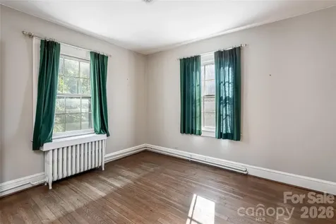 325 Vanderbilt Road Asheville NC 28803
