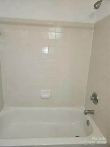 1614-H Arlyn Circle Charlotte NC 28213