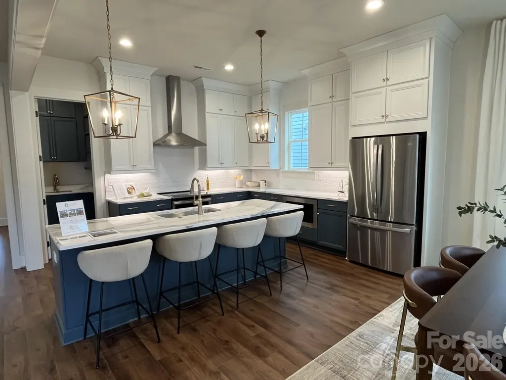 7237 Westrow Avenue Charlotte NC 28278