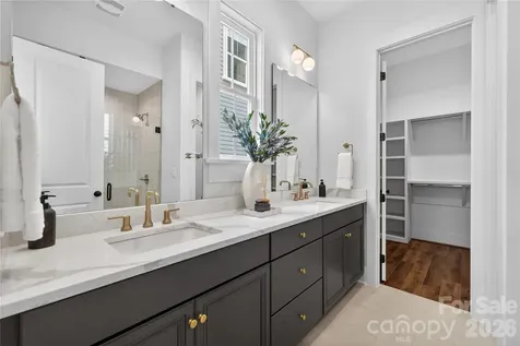 7237 Westrow Avenue Charlotte NC 28278