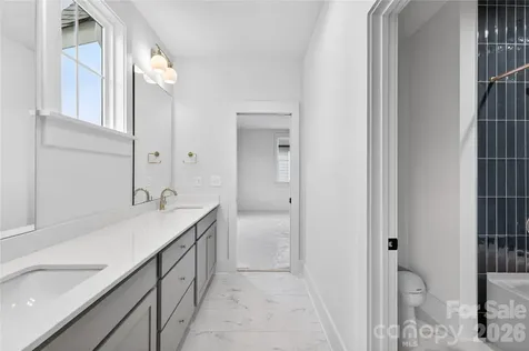 7237 Westrow Avenue Charlotte NC 28278
