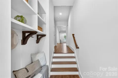 7237 Westrow Avenue Charlotte NC 28278