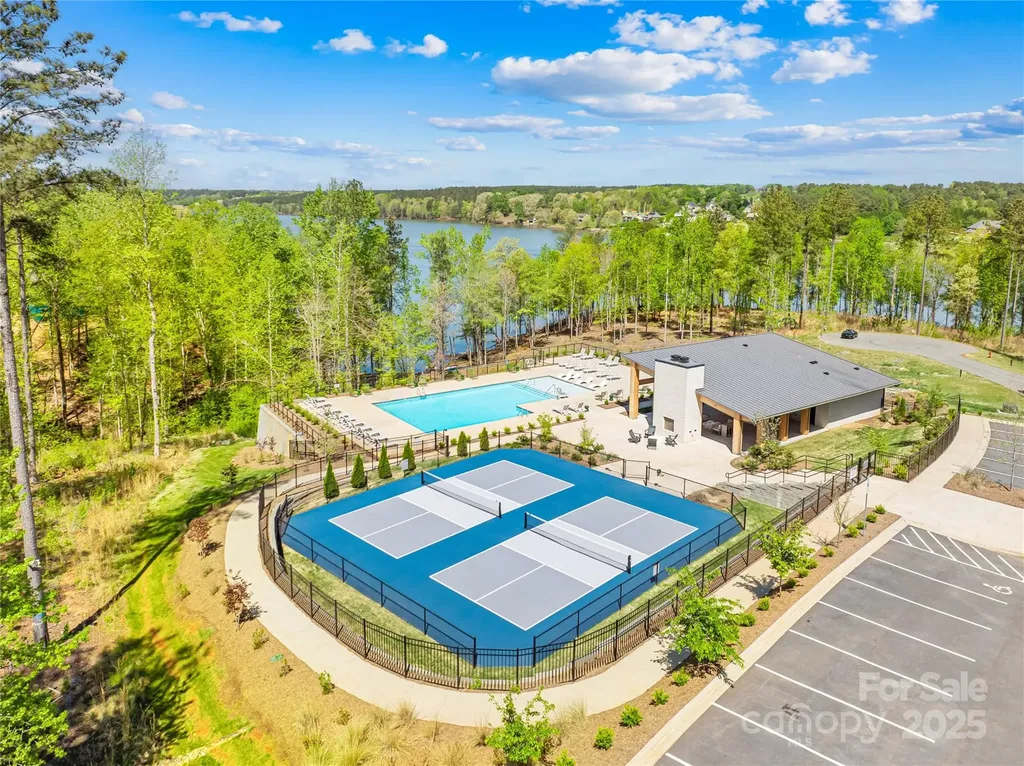 2106 Snowmass Drive Connelly Springs NC 28612