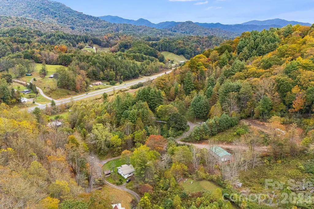 211 Evergreen Road Burnsville NC 28714