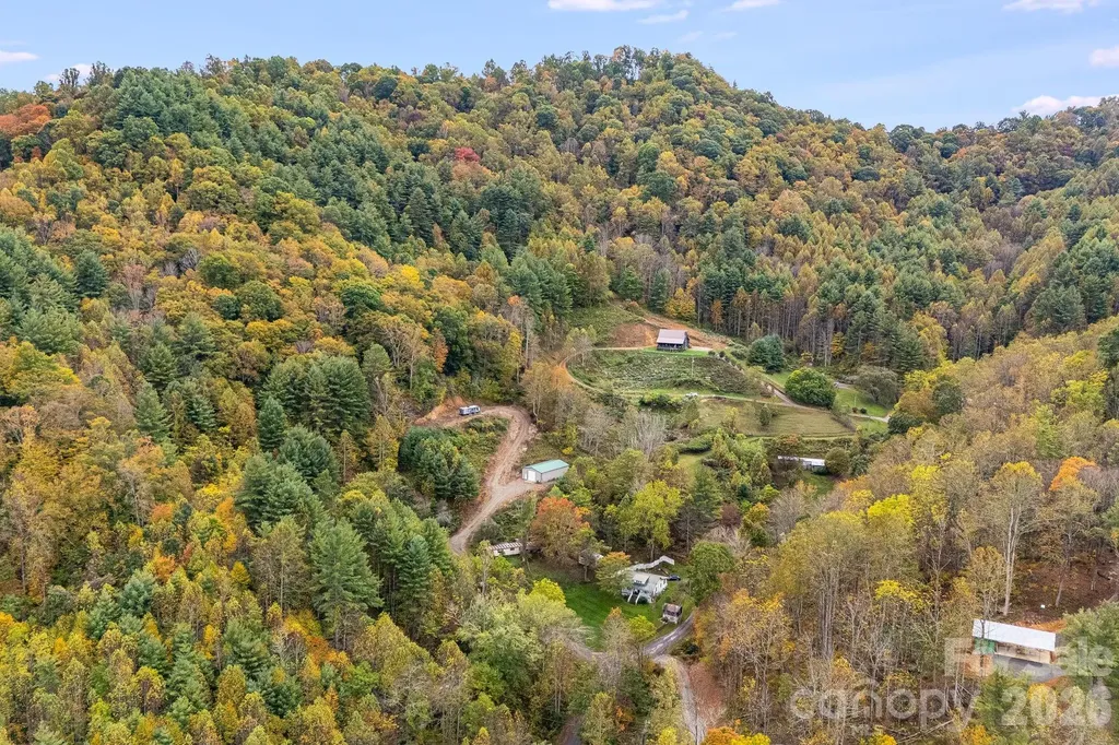 211 Evergreen Road Burnsville NC 28714