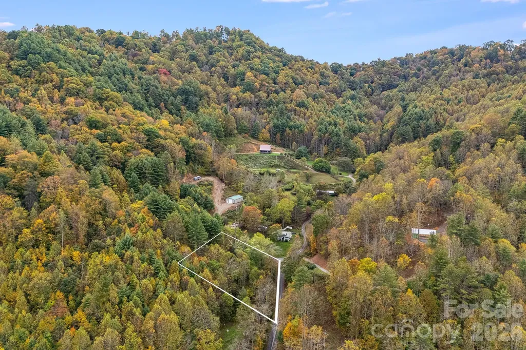 211 Evergreen Road Burnsville NC 28714