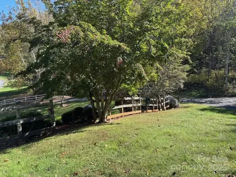 408 Dora Lane Bakersville NC 28705
