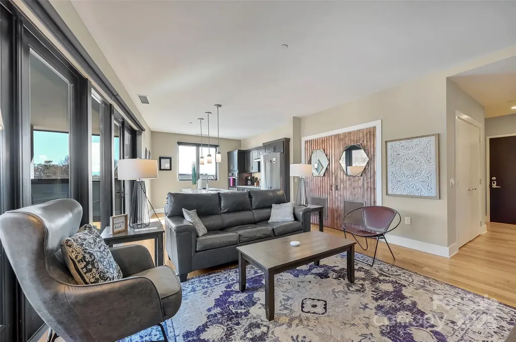 145 Biltmore Avenue Asheville NC 28801