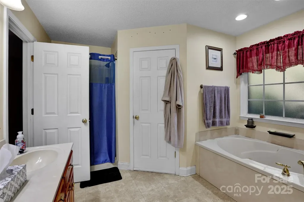 36014 Davis Drive Albemarle NC 28001