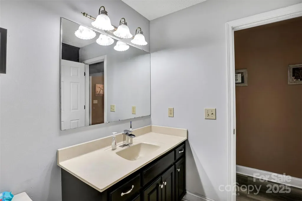 36014 Davis Drive Albemarle NC 28001