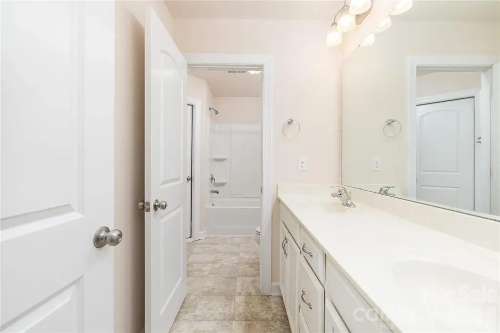 9320 Glenburn Lane Charlotte NC 28278