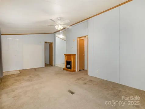 81 Mount Airy Road Marshall NC 28753