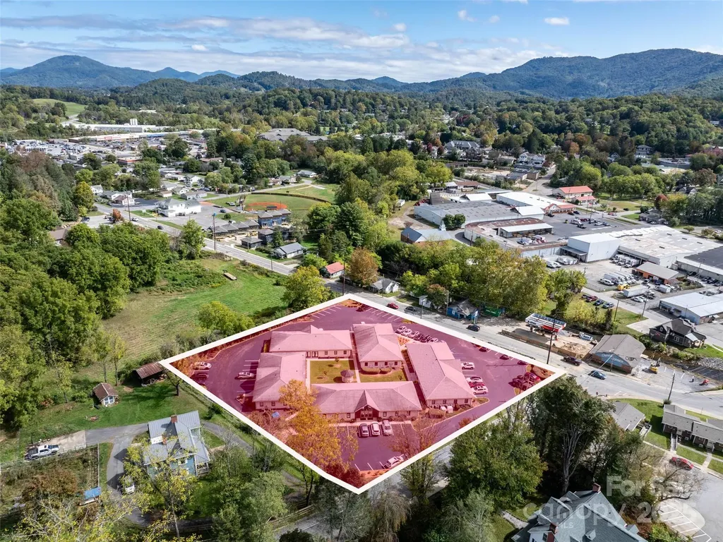 367 Dellwood City Road Waynesville NC 28786
