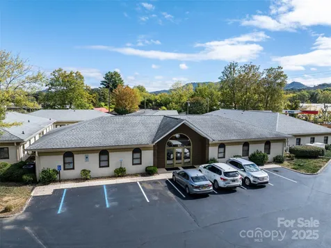 367 Dellwood City Road Waynesville NC 28786