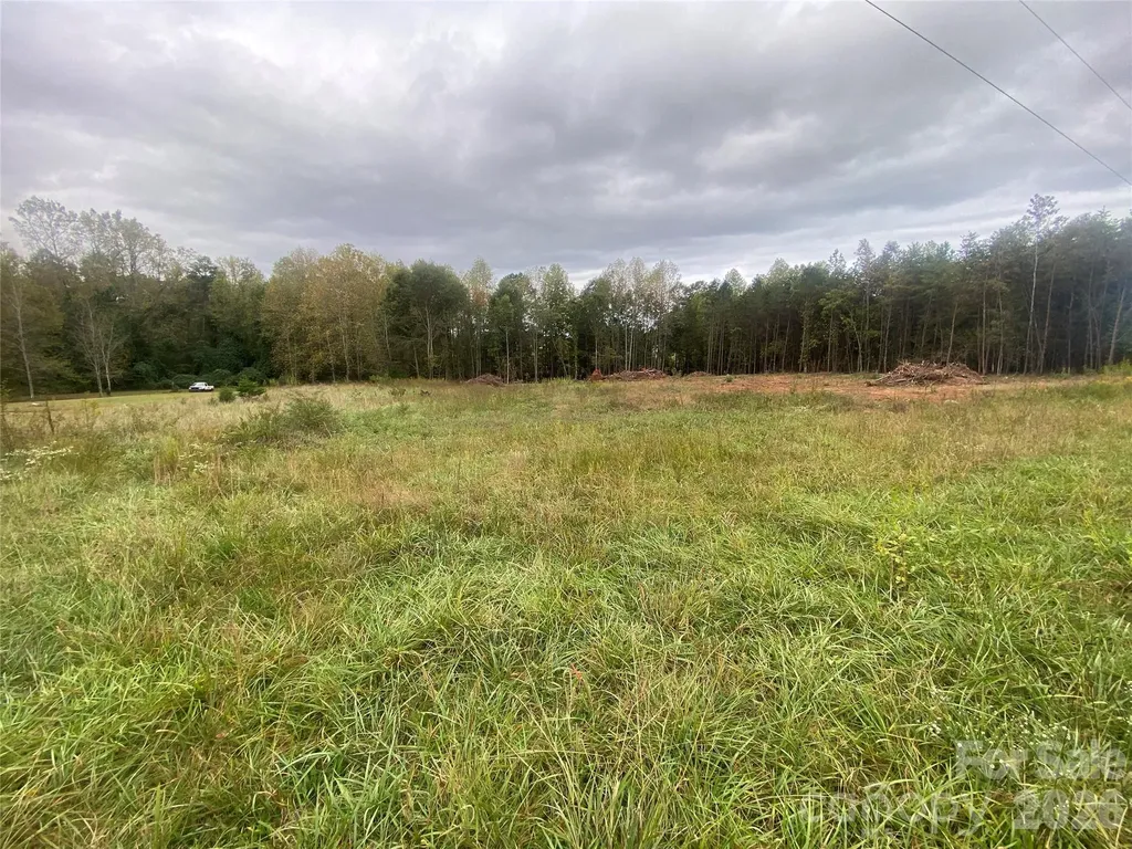 1595 Hudlow Road Forest City NC 28043