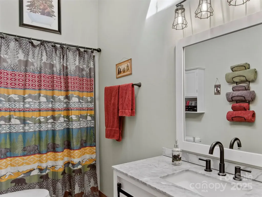 354 Big Ridge Road Burnsville NC 28714