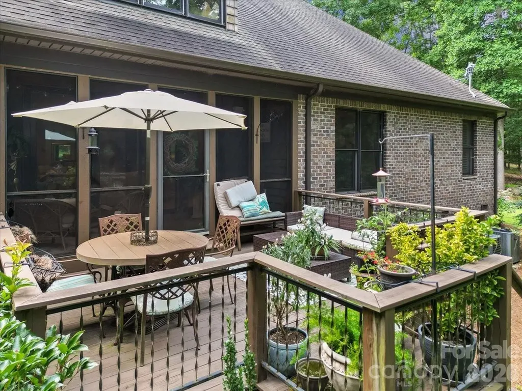 562 Rocky Cove Lane Denton NC 27239