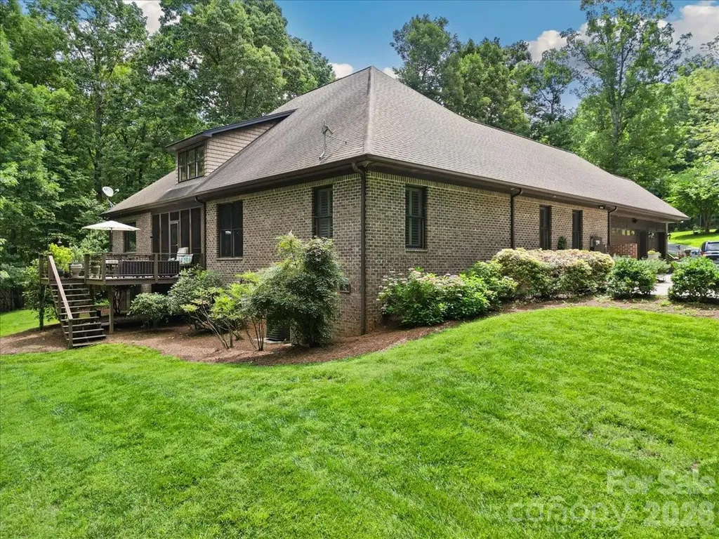 562 Rocky Cove Lane Denton NC 27239