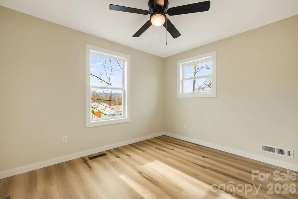 102 Babb Street Waynesville NC 28786
