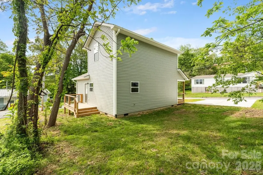 102 Babb Street Waynesville NC 28786