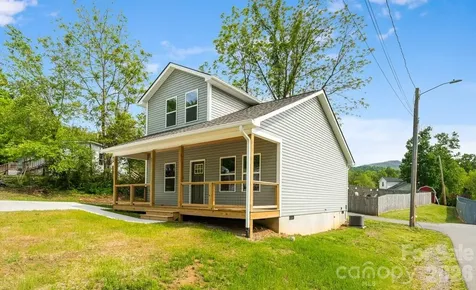 102 Babb Street Waynesville NC 28786