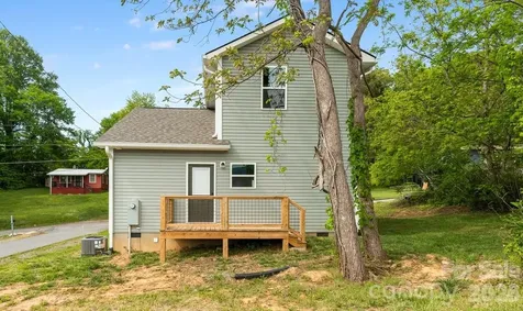 102 Babb Street Waynesville NC 28786
