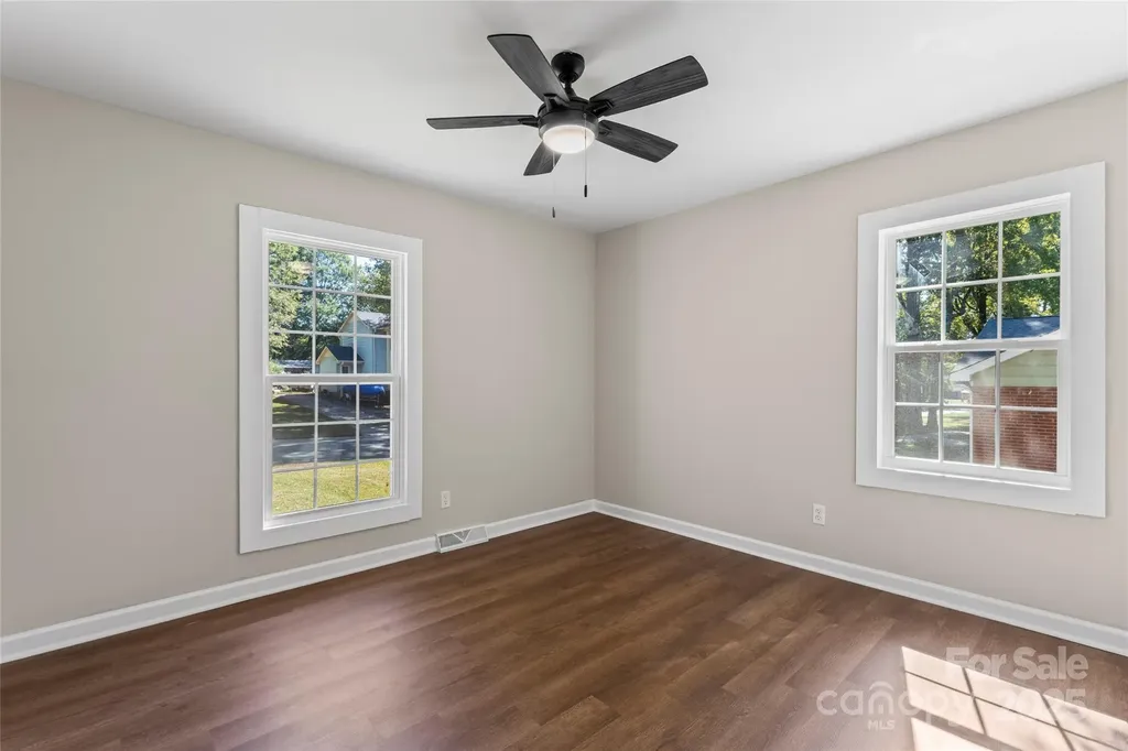 5316 Rupert Lane Charlotte NC 28215