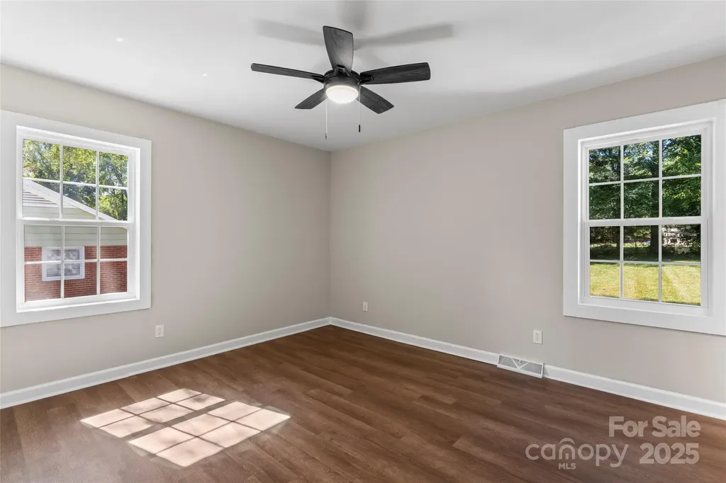 5316 Rupert Lane Charlotte NC 28215