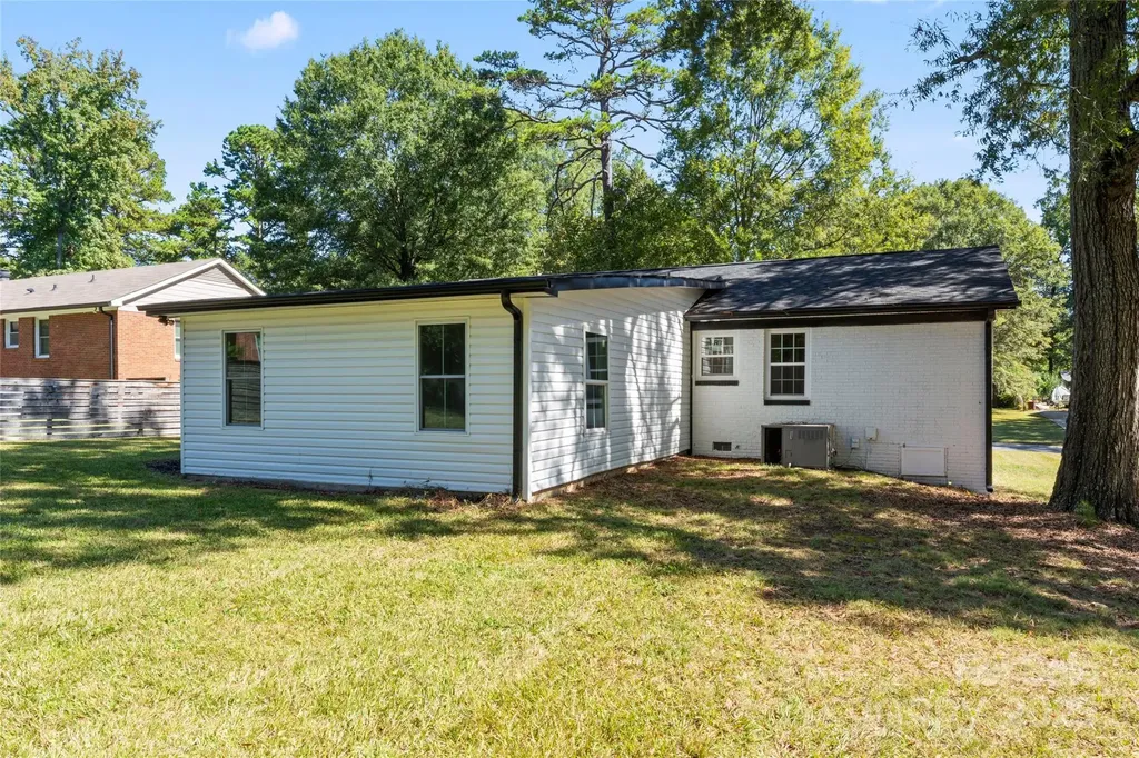 5316 Rupert Lane Charlotte NC 28215